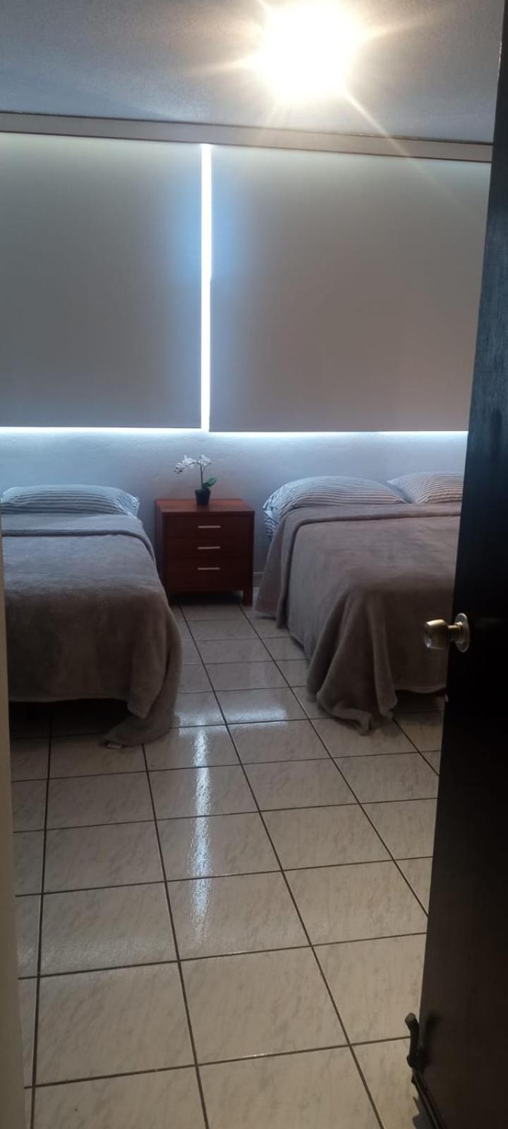 Marbella Apartments سان خوان الغرفة الصورة